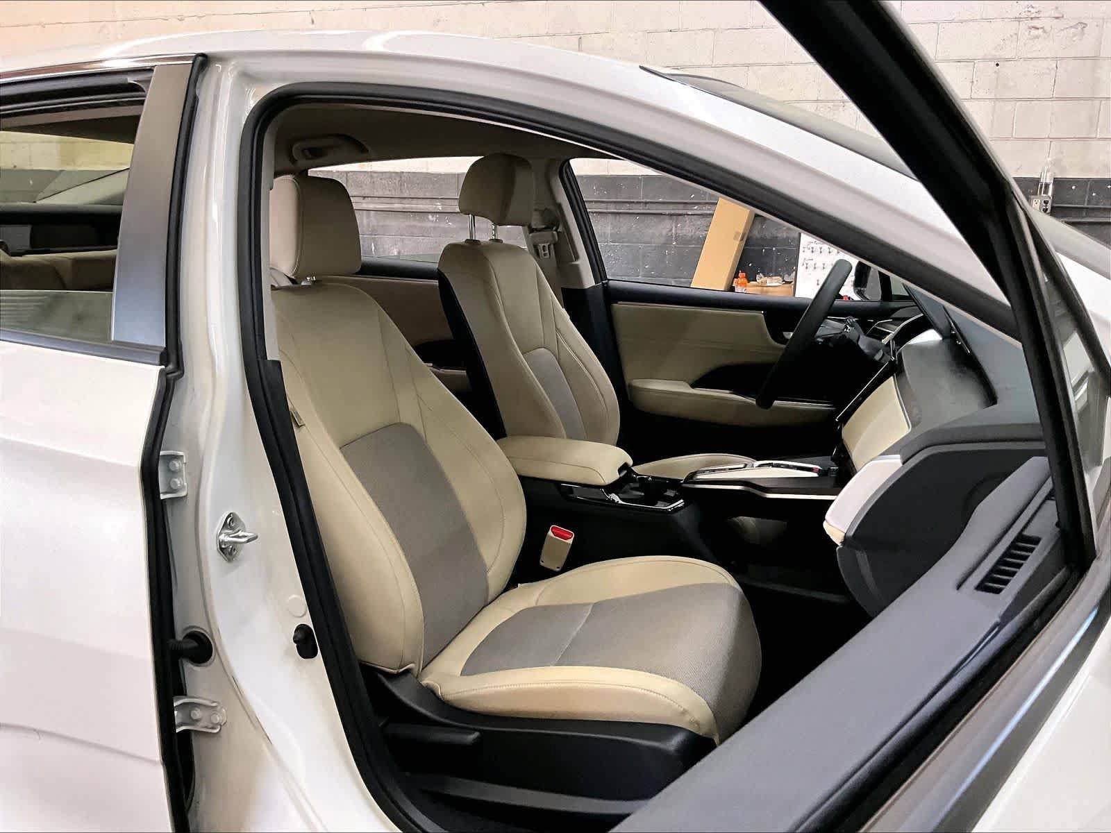 Used 2018 Honda Clarity Plug-In Hybrid image 10