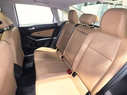 Used 2019 Volkswagen Jetta R-Line image 31