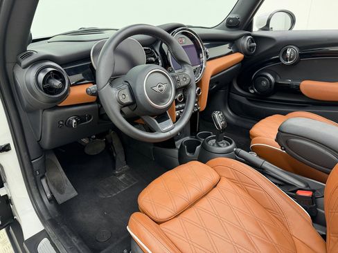 Certified 2023 MINI Cooper S image 4