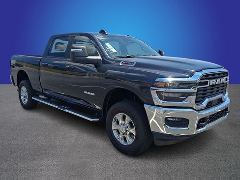 Used 2026 RAM 2500 Big Horn AWD/4WD image 3