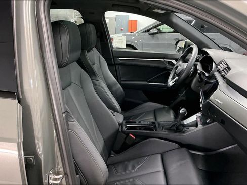 Used 2025 Audi Q3 2.0T Premium w/ Convenience Package image 10