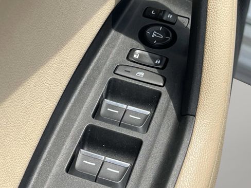 Used 2021 Acura TLX FWD image 40