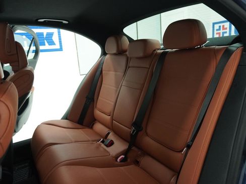 Used 2025 Mercedes-Benz C 300 Sedan image 31