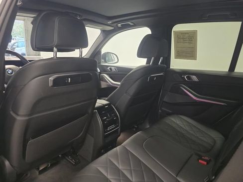 Used 2024 BMW X5 sDrive40i RWD image 11