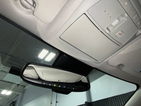 Used 2020 Nissan Rogue SL w/ Premium Package image 39