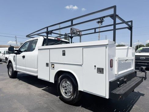 Used 2018 Ford F250 XL w/ Power Equipment Group RWD image 9