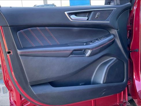Used 2023 Ford Edge ST-Line image 20