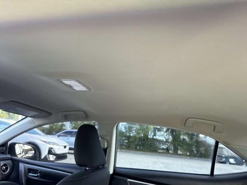 Used 2019 Toyota Corolla LE FWD image 17