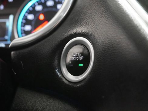 Used 2018 Chevrolet Malibu Premier w/ Driver Confidence Package image 23