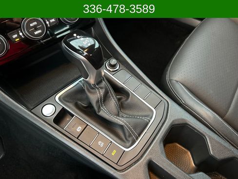 Used 2024 Volkswagen Jetta SE image 26