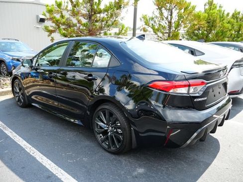 Used 2026 Toyota Corolla SE FWD image 8