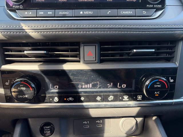 Used 2024 Nissan Rogue SV w/ SV Premium Package FWD image 35