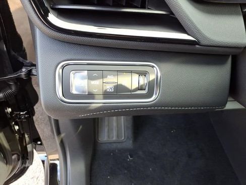 New 2026 Buick Enclave Sport Touring w/ Power Package image 32