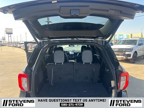 Used 2023 Ford Explorer ST-Line w/ Class IV Trailer Tow Package image 33