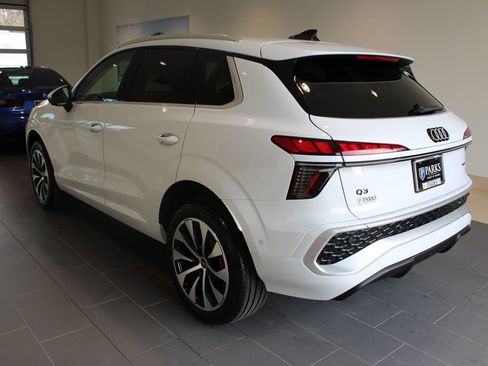 New 2026 Audi Q3 quattro 2.0T AWD/4WD image 32
