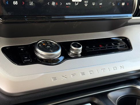 New 2026 Ford Expedition Max Active image 11