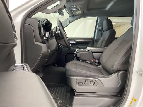 Used 2025 Chevrolet Silverado 1500 LT image 13