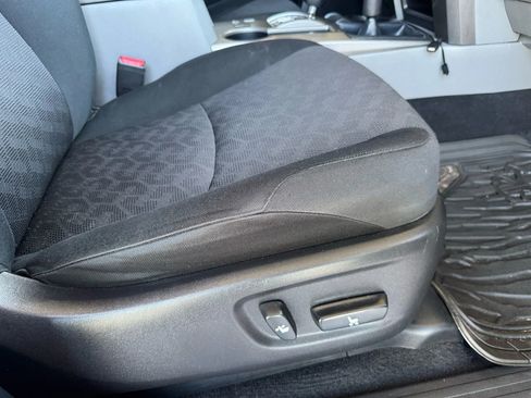 Used 2013 Toyota 4Runner Trail image 32