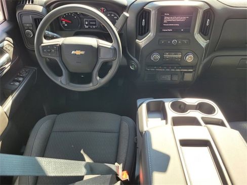 New 2025 Chevrolet Silverado 1500 Custom image 17