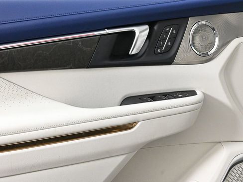 New 2026 Buick Enclave Avenir w/ Super Cruise Package image 6