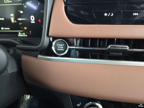 New 2026 Mitsubishi Outlander SEL image 25