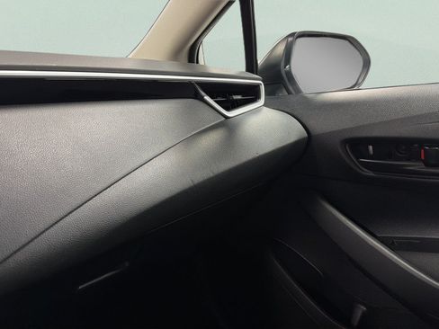 Used 2024 Toyota Corolla LE FWD image 30