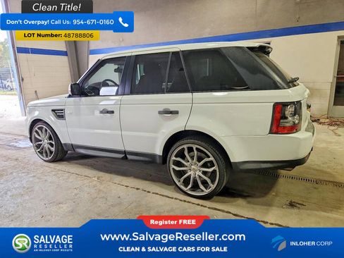 Used 2011 Land Rover Range Rover Sport HSE image 3