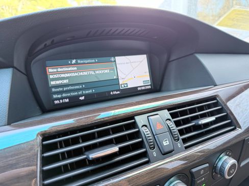 Used 2009 BMW 535i xDrive Wagon image 19