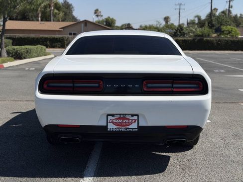 Used 2017 Dodge Challenger SXT RWD image 6