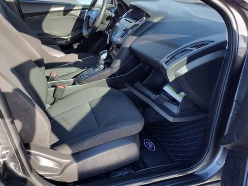 Used 2015 Ford Focus S image 19
