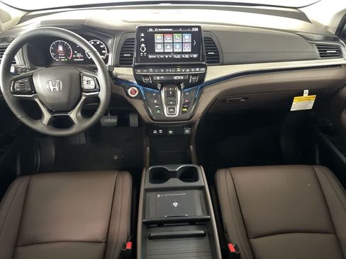New 2026 Honda Odyssey Touring image 24