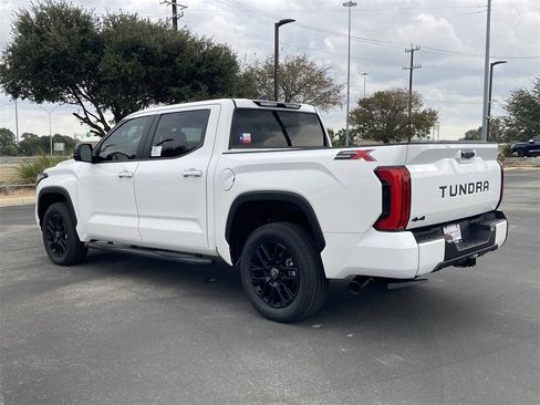 New 2026 Toyota Tundra SR5 image 7