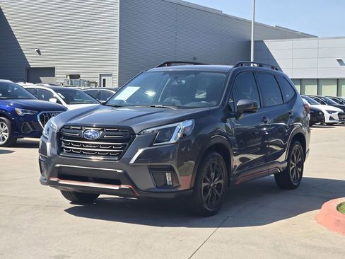 Used 2024 Subaru Forester Sport image 4