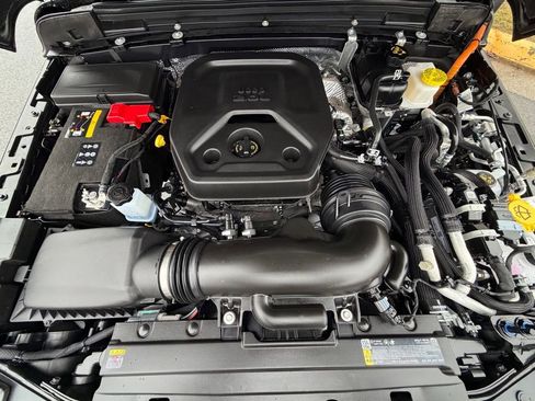 Used 2025 Jeep Wrangler Unlimited Sport S 4xe w/ Convenience Group image 17