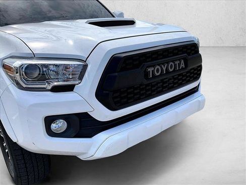Used 2021 Toyota Tacoma TRD Sport RWD image 27
