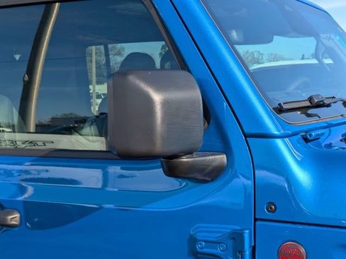 New 2026 Jeep Wrangler Unlimited Rubicon w/ Technology Group image 12