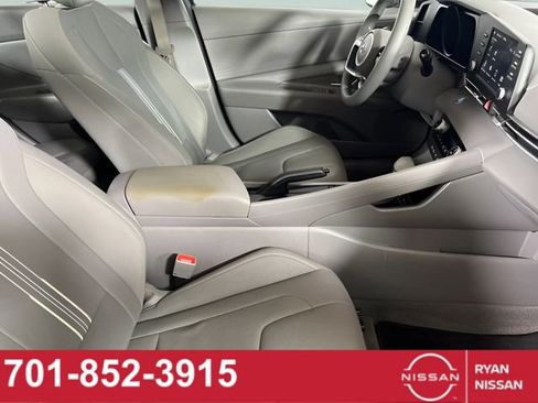 Used 2023 Hyundai Elantra SEL w/ Cargo Package image 34