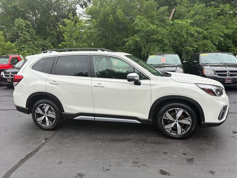 Used 2021 Subaru Forester Touring AWD/4WD image 4