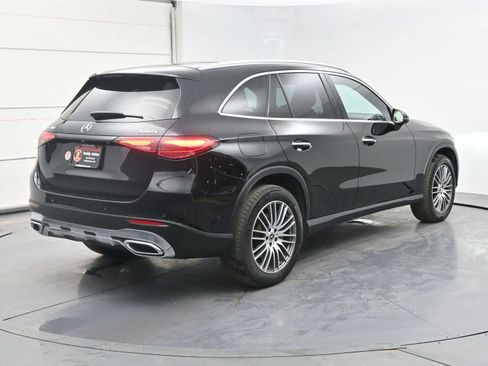 Used 2024 Mercedes-Benz GLC 300 4MATIC image 25