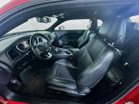 Used 2016 Dodge Challenger SXT Plus RWD image 13