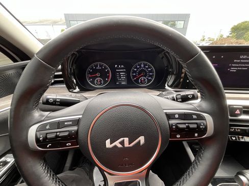 Used 2022 Kia K5 EX w/ EX Premium Package image 36