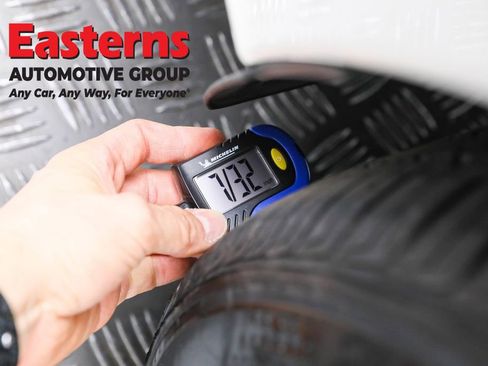 Used 2025 Nissan Altima 2.5 SV image 26