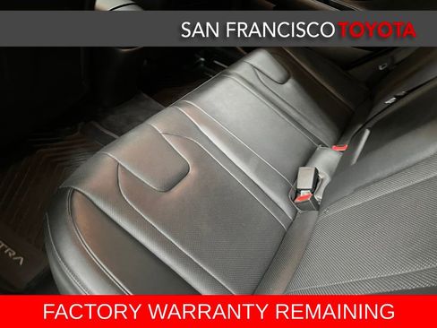 Used 2023 Hyundai Elantra Limited image 16