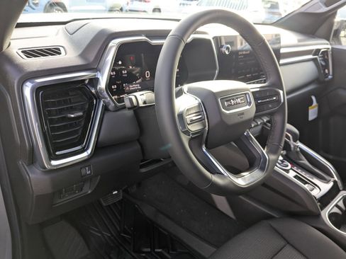 New 2026 GMC Canyon Elevation w/ Convenience Package image 11