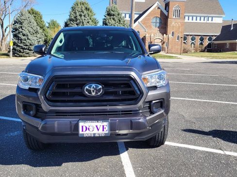 Used 2021 Toyota Tacoma SR image 10