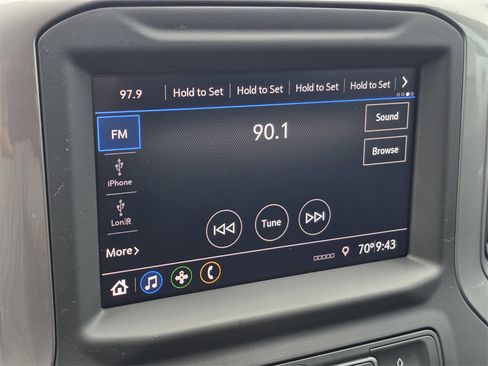 Used 2021 Chevrolet Silverado 1500 Custom image 16