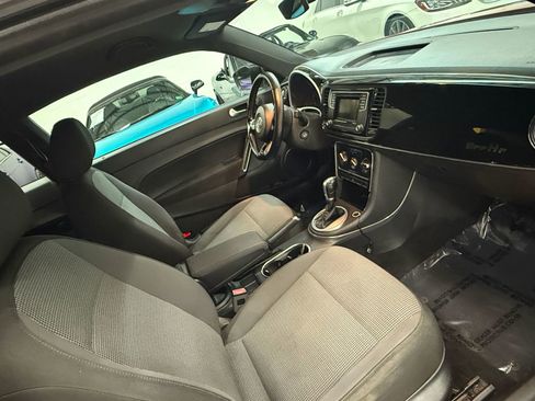 Used 2017 Volkswagen Beetle 1.8T S image 20