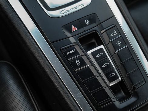 Used 2013 Porsche 911 Carrera image 24