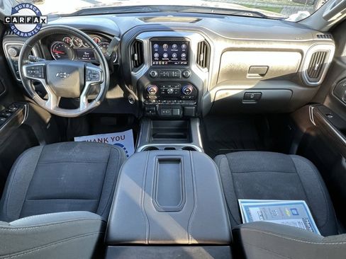 Used 2019 Chevrolet Silverado 1500 RST image 2