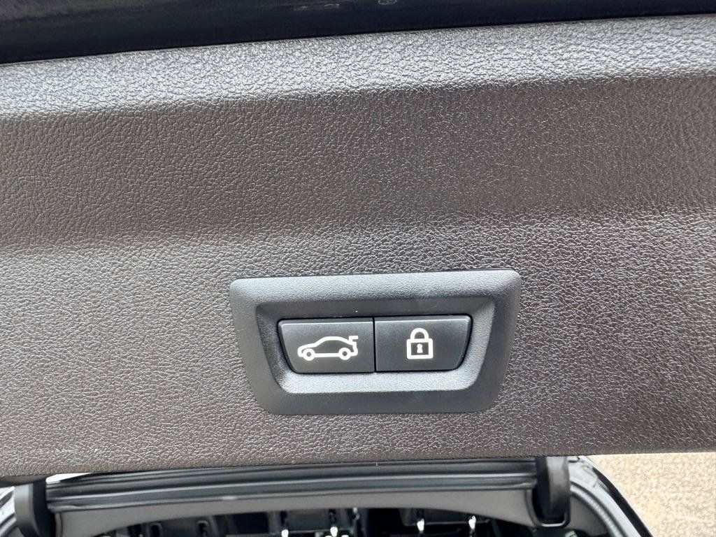 Used 2019 BMW X3 xDrive30i w/ Premium Package AWD/4WD image 22